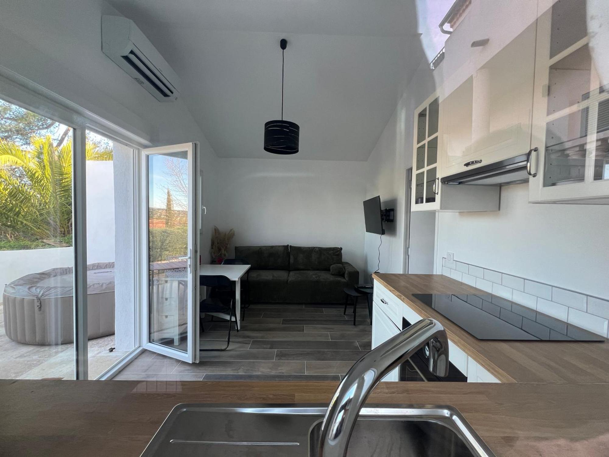 Maison T2 Avec Jaccuzi Wifi Parking Saint-Cyr-sur-Mer Extérieur photo